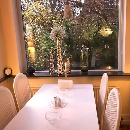 Casa Corner Bed & Breakfast Aalborg