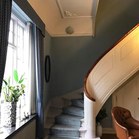 Casa Corner Bed & Breakfast