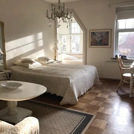 Casa Corner 3*