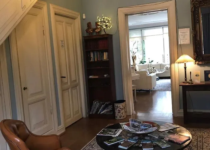 Casa Corner Bed & Breakfast 3*