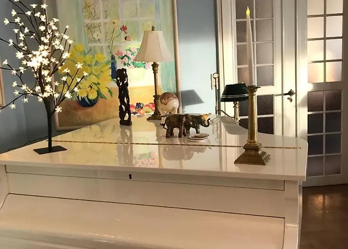 Casa Corner Bed & Breakfast 3*